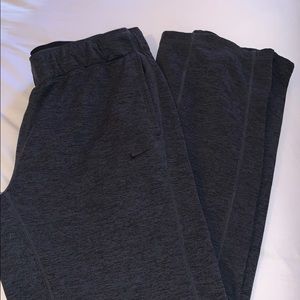 women’s Nike sweatpants